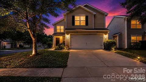 2203 Brandybuck Ln, Charlotte, NC 28269