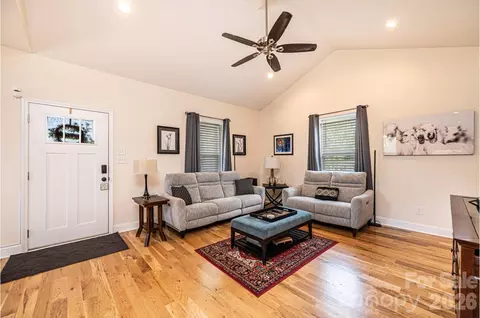 Other - 1092 33rd Avenue Ne Loop NE, Hickory, NC 28601 photo 3 of 11