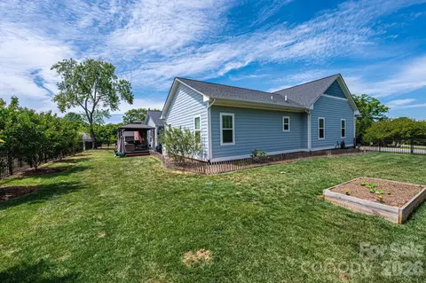 Other - 1092 33rd Avenue Ne Loop NE, Hickory, NC 28601 photo 10 of 11