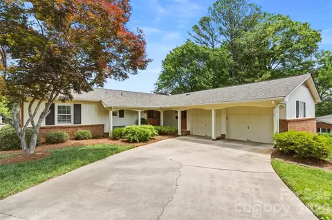 344 Flanagans Ln, Gastonia, NC 28054