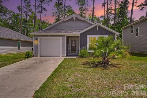 777 Landmark Cv, Calabash, NC 28467