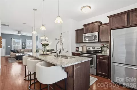 13596 Calloway Glen Dr, Charlotte, NC 28273