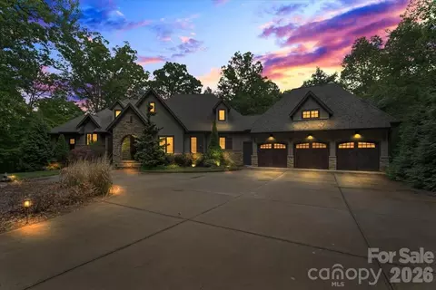 625 Ennis Rd, Waxhaw, NC 28173