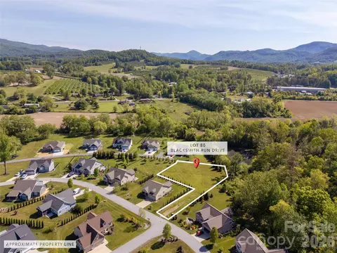 Blacksmith Run Drive, Hendersonville, NC 28792