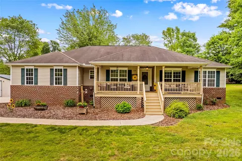1174 Mocksville Hwy, Statesville, NC 28625