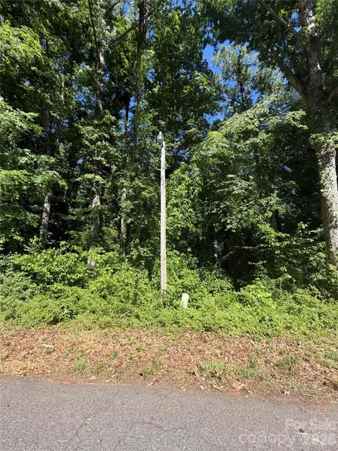426 Florence Cir, Statesville, NC 28625