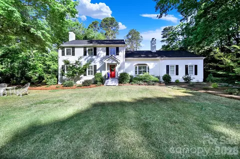 537 Briarwood Rd, Lancaster, SC 29720