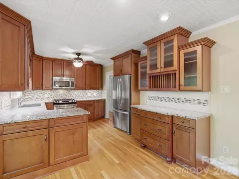 Kitchen - 245 Rainbow Cir, Clover, SC 29710 photo 3 of 5