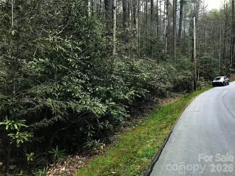 152 Sunrise 152 Ct #152, Sapphire, NC 28774