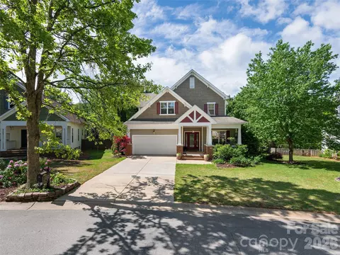 1332 Heathbrook Cir, Asheville, NC 28803