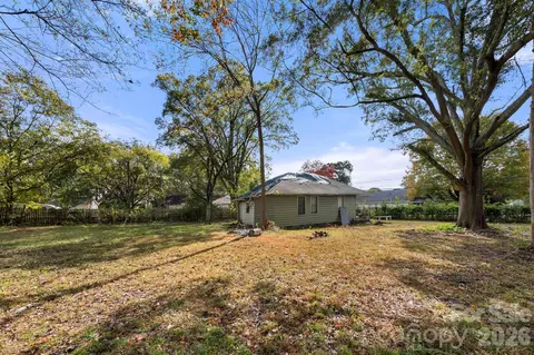 304 Bush St, Gastonia, NC 28056