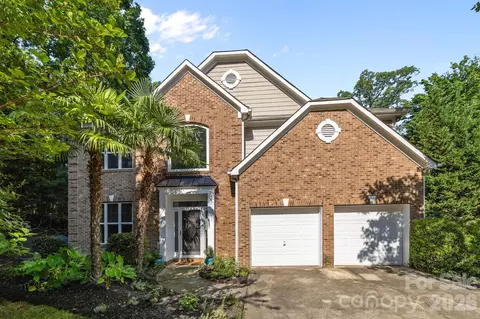 13934 Kings Carriage Ln, Charlotte, NC 28278