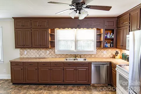Kitchen - 1399 Ruby Spencer St, Newton, NC 28658 photo 5 of 5