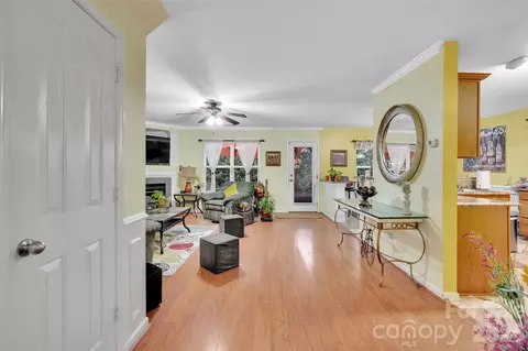7135 Haines Mill 88 Rd #88, Charlotte, NC 28273