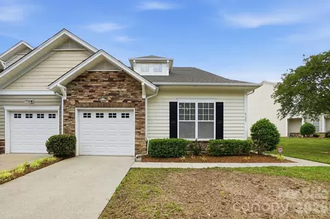 6120 Pale Moss Ln, Charlotte, NC 28269