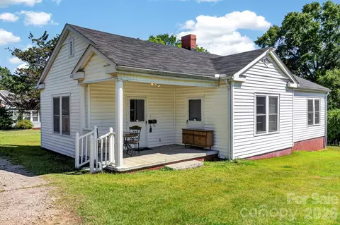 1365 Yancey St, Lancaster, SC 29720