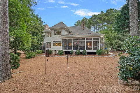 176 Yadkin Falls Rd, New London, NC 28127