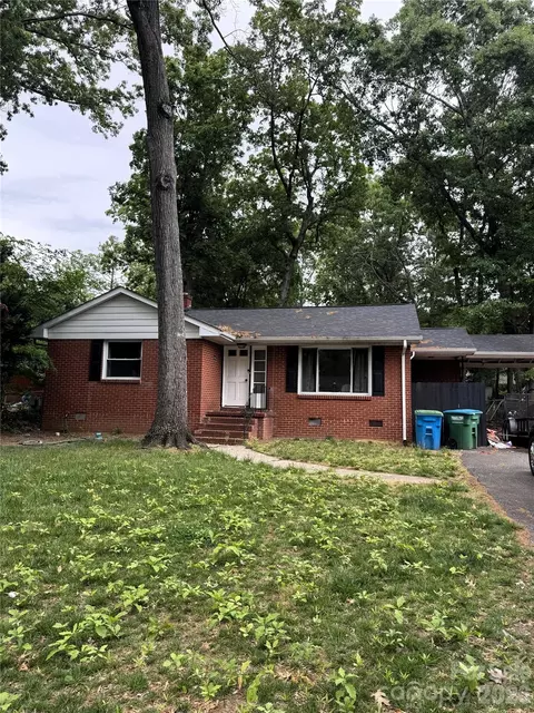 706 Brian Cir, Pineville, NC 28134