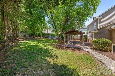 Exterior - 620 E Cheval Dr, Fort Mill, SC 29708 photo 5 of 7