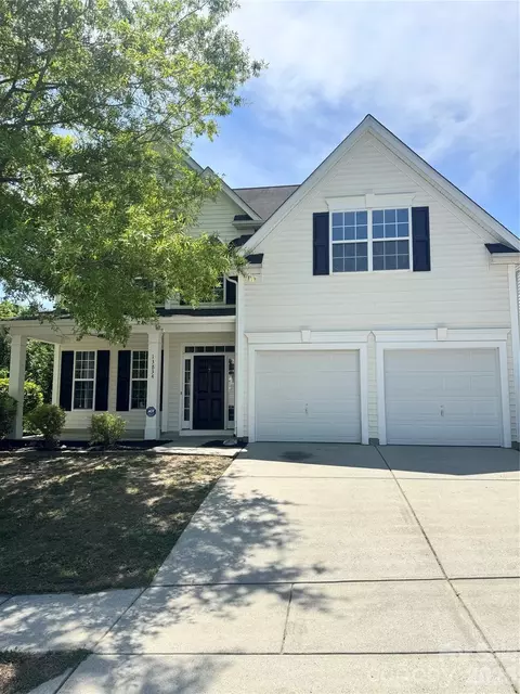 13834 Riding Hill Ave, Charlotte, NC 28213