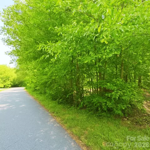 1243 Beechwood Dr, Newton, NC 28658