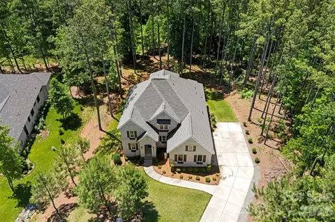 6039 Chimney Bluff Rd, Lancaster, SC 29720