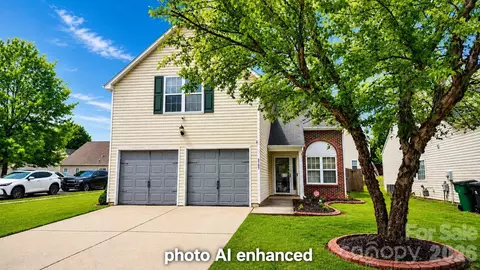 8703 Hazelcroft Ln, Charlotte, NC 28269