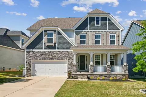 1022 Harbor Bay Dr, Fort Mill, SC 29707