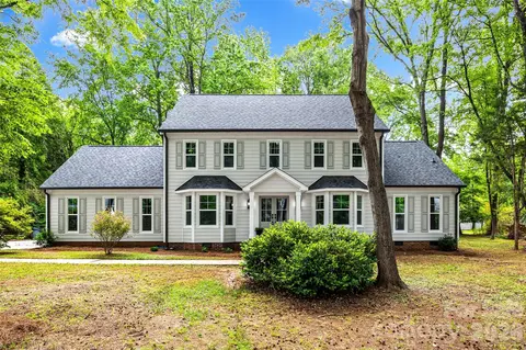 5318 Apple Blossom Ct, Mint Hill, NC 28227