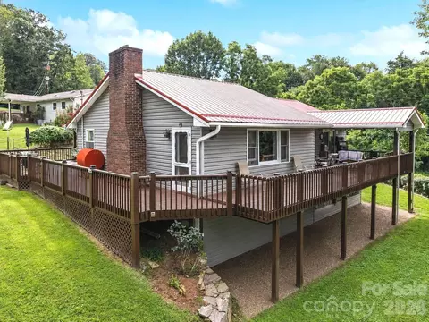 41 Vista Dr, Clyde, NC 28721