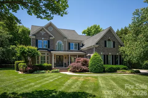 9223 Skipaway Dr, Waxhaw, NC 28173