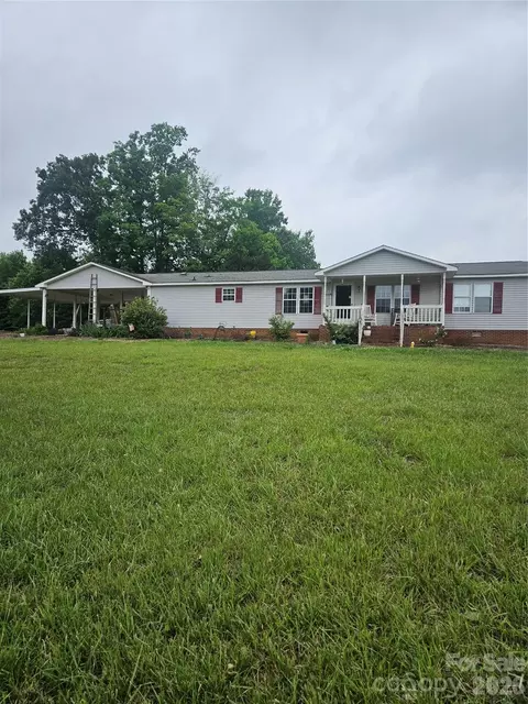 32049 Kendalls Church Rd, New London, NC 28127