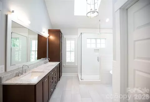 Bath - 624 James Alexander Way, Davidson, NC 28036 photo 3 of 6