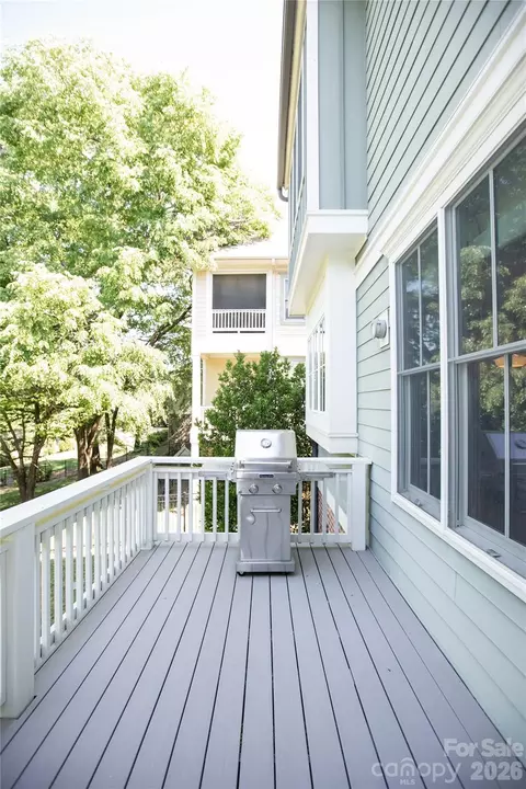 Exterior - 624 James Alexander Way, Davidson, NC 28036 photo 5 of 9