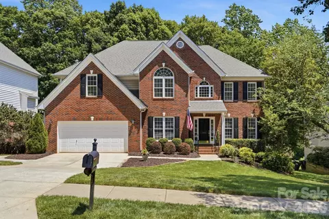 12126 Willingdon Rd, Huntersville, NC 28078