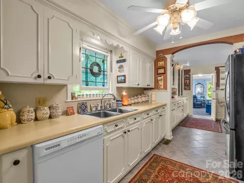 Kitchen - 57 Tate Ln, Tryon, NC 28782 photo 1 of 4