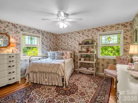 Bedroom - 57 Tate Ln, Tryon, NC 28782 photo 3 of 8