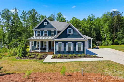 931 Cornelius Rd, Mooresville, NC 28117