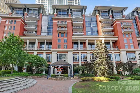 435 S Tryon St, Charlotte, NC 28202