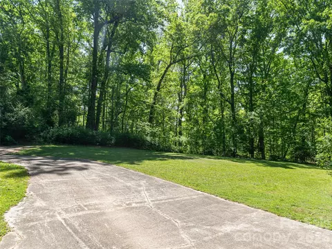 Exterior - 146 Fairmont Rd, Candler, NC 28715 photo 12 of 14