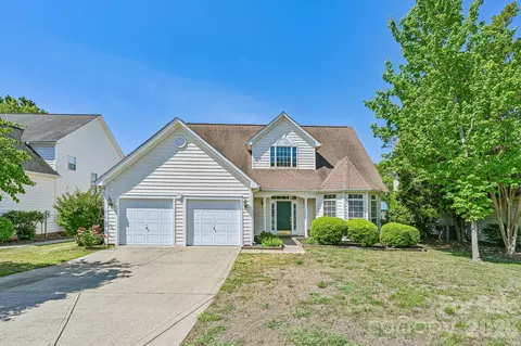 5755 Cambridge Bay Dr, Charlotte, NC 28269
