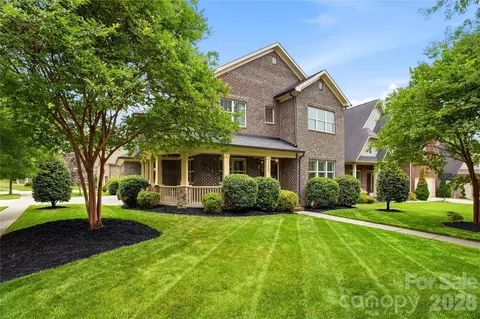7303 Sheffingdell Dr, Charlotte, NC 28226