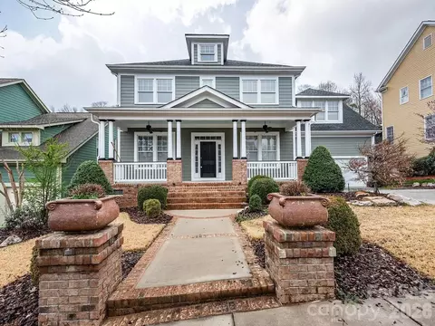 5518 Morris Hunt Dr, Fort Mill, SC 29708