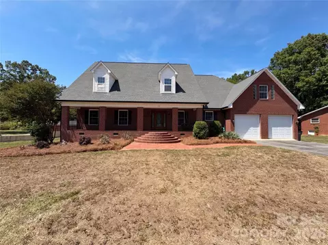 134 Springway Dr, Kannapolis, NC 28081