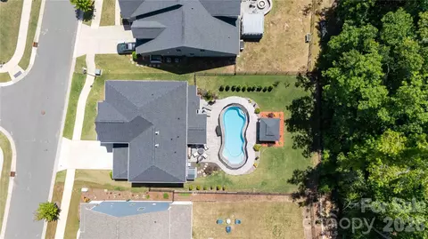 961 Stebbins Dr, Fort Mill, SC 29715