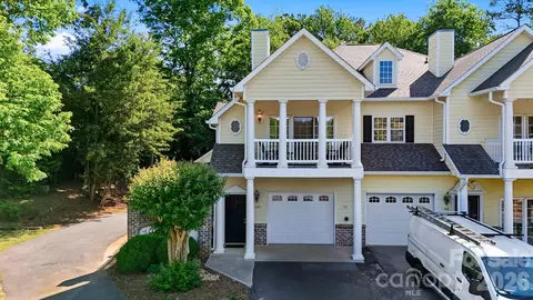 1390 21st Ne Ave NE, Hickory, NC 28601