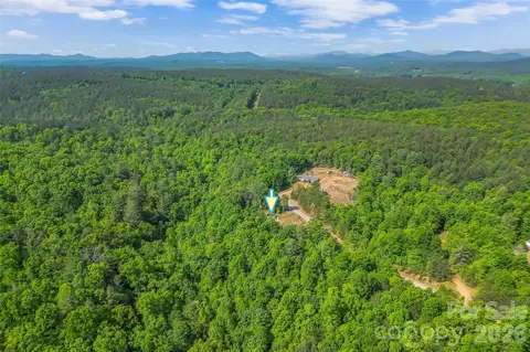 3495 Irish Hills 3 Rd #3, Morganton, NC 28655 photo 2