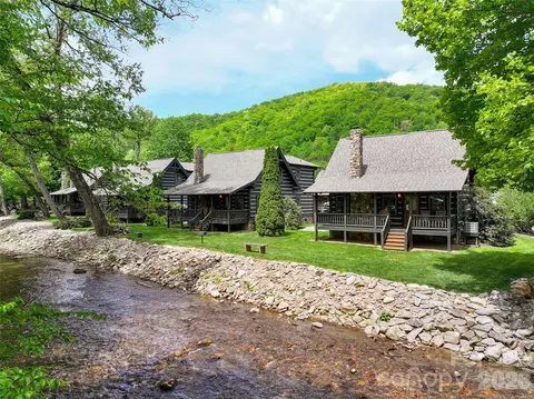 62 Rachels Cir, Maggie Valley, NC 28751