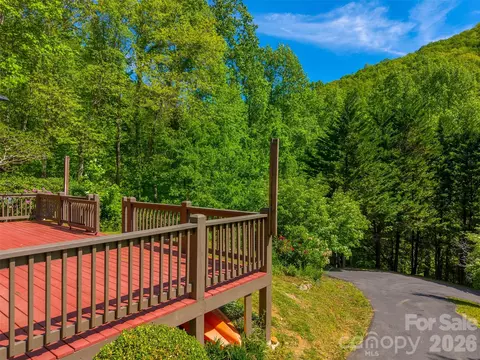Exterior - 110 Wyoming Dr, Sylva, NC 28779 photo 5 of 6