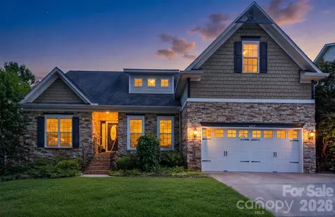 4017 W Sandy Trl, Fort Mill, SC 29707